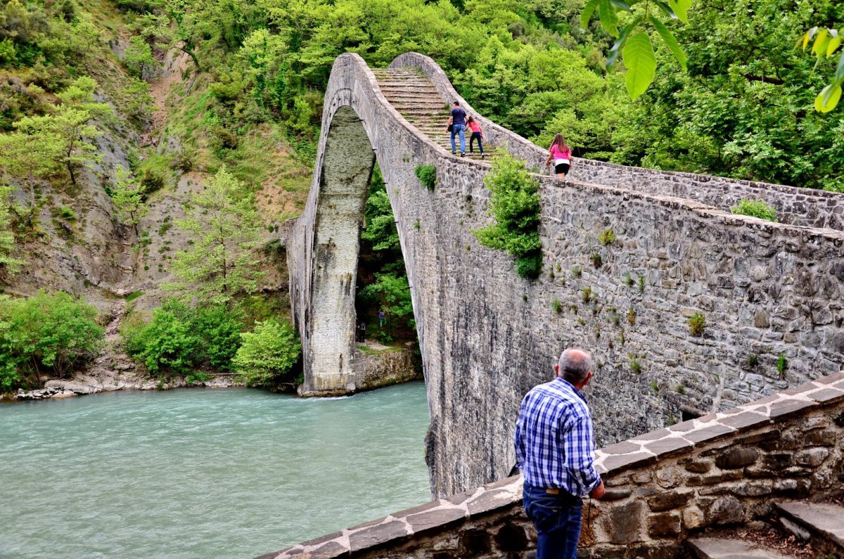 Plaka bridge Tzoumerka KidsLoveGreece.com
