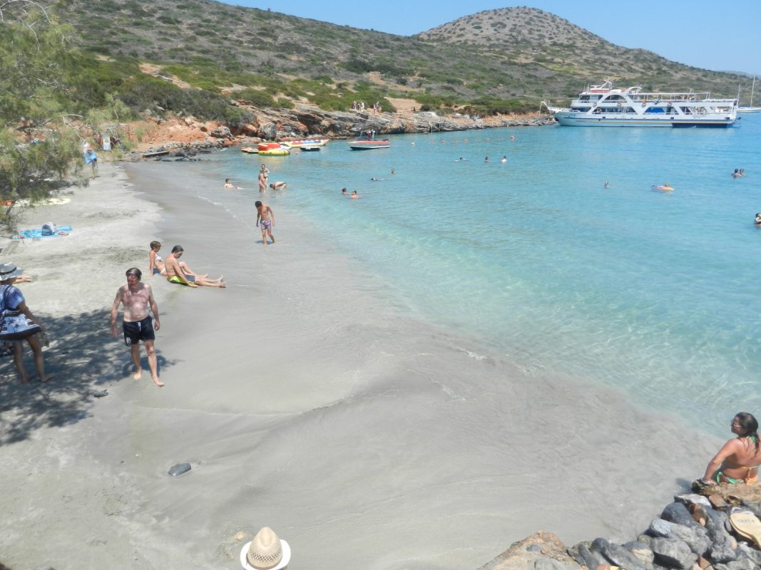 Paralia Kolokytha Elounda KidsLoveGreece.com