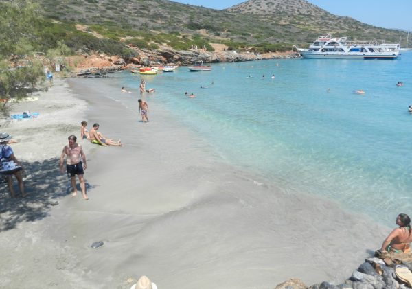 Paralia Kolokytha Elounda KidsLoveGreece.com