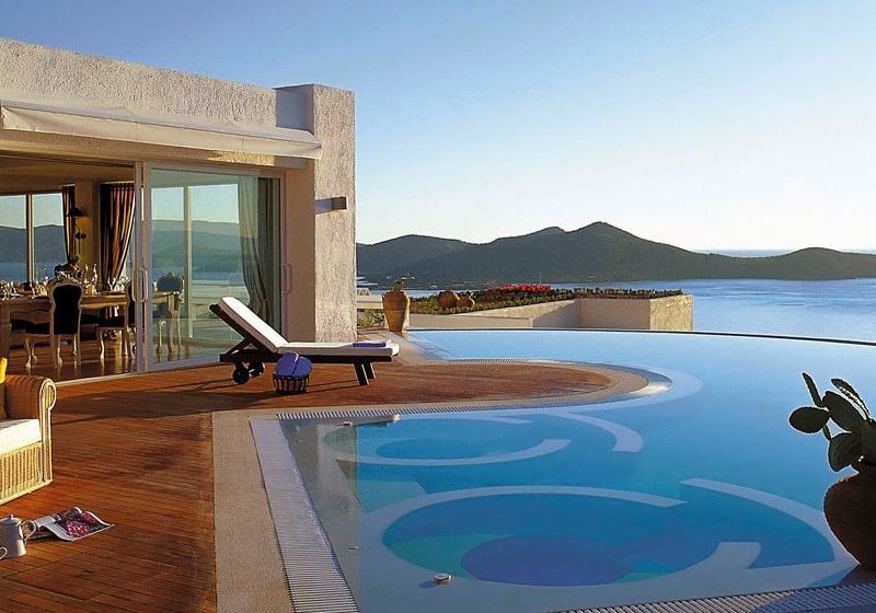 Crete for families