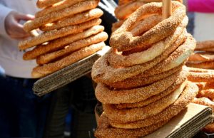 koulouri bread greek snack