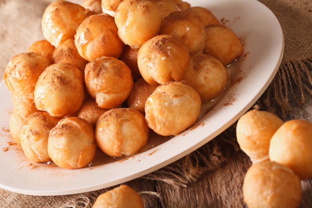 loukoumades pastry greek food vegetarian KidsLoveGreece.com