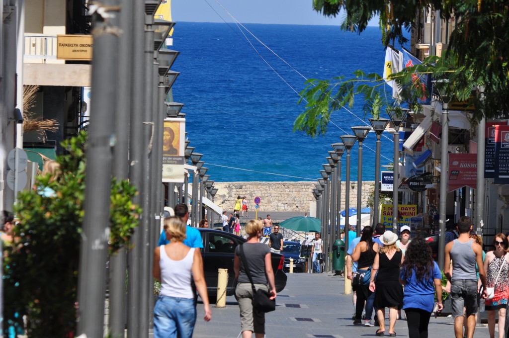 heraklion pedestrian street