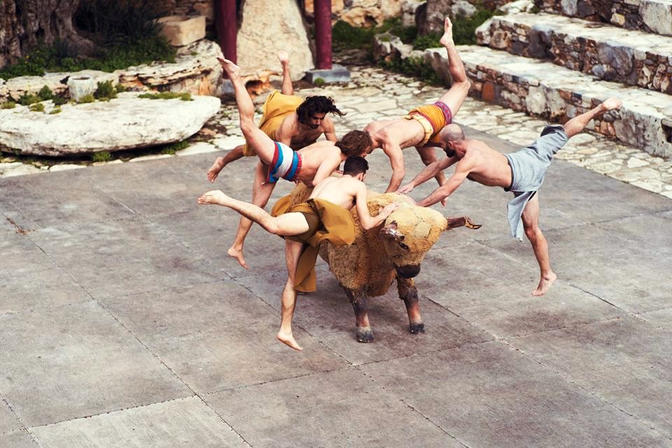 Minoan theater bull dance Kids Love Greece
