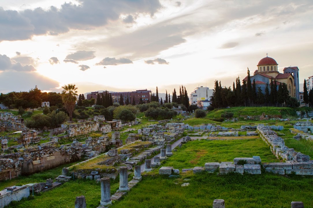 Mythology Tour in Athens for families