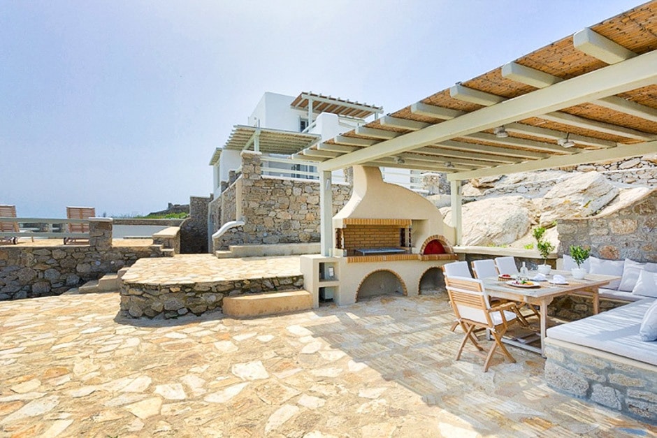 kids love greece spacious family vacation villa in Mykonos island Sophia residence accommodation for families Ornos bay Cyclades
