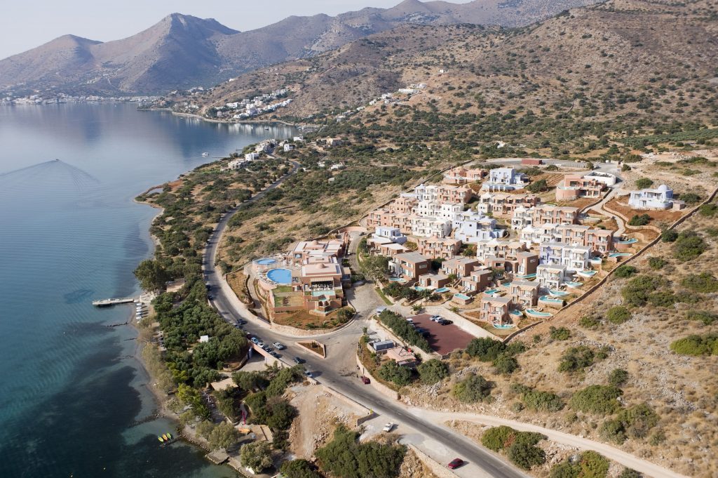 Domes of Elounda Marriott Autograph collection hotel Crete popular families seeking luxurious accommodation Lassithi Spinalonga 5 star kids children sandy beach kidslovegreece