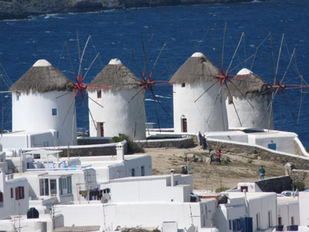Greece with kids Top things to do with the family athens crete mykonos santorini kidslovegreece peloponnese ancient mythology percy jackson