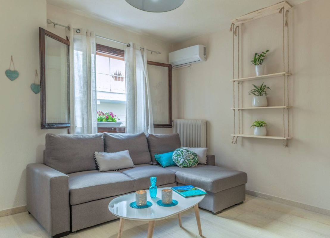 Bed and breakfast apartment Heraklion centre family friendly excellent location spacious kidslovegreece value for money crete knossos