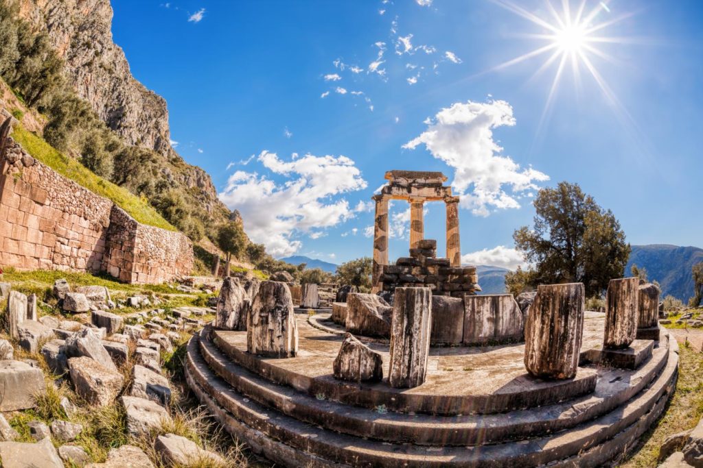Delphi columns Percy Jackson day trip
