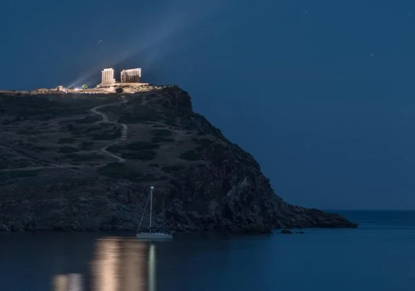 Temple of Poseidon in cape Sounio at night