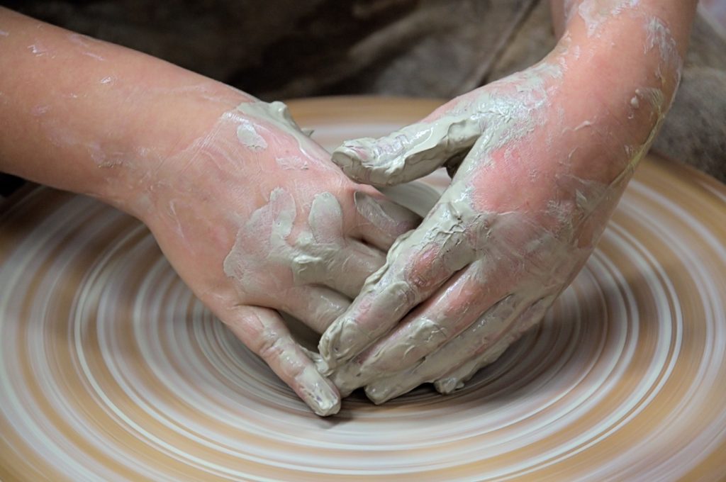 Pottery-ceramics-workshop-wheel-PXB