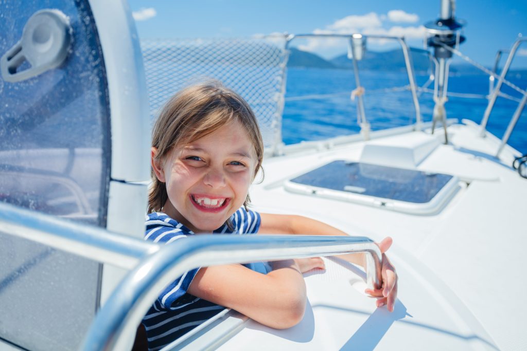 Sailing with Kids in Greece sailing boat DP (1)