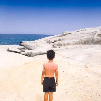 Milos_featured_location