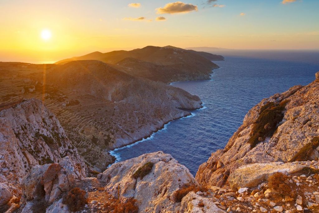 Santorini Alternatives folegandros cv