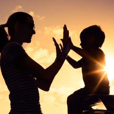 Single_Parent_Holidays_in_Greece_–_The_Complete_Guide - featured CV