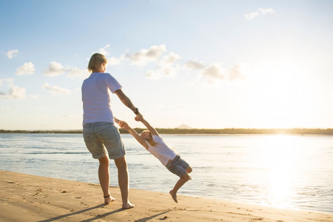 Top 5 Greek Islands for Solo Parents with Kids - featured CV